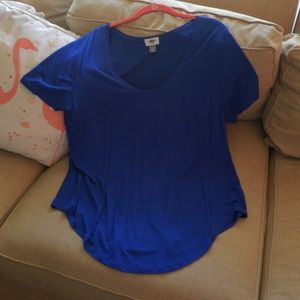 EUC XL royal blue scoop hem tee